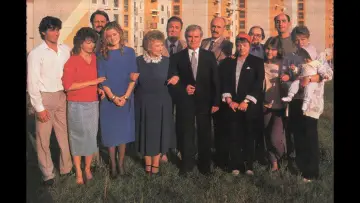 Задник к сериалу "Szomszédok" #1390712