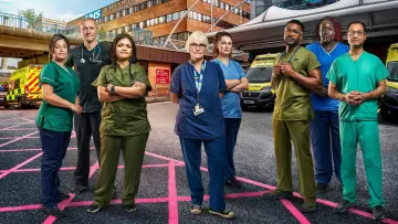 Задник к сериалу "24 Hours in A&E" #1428654