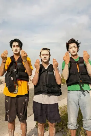 Постер к сериалу "GBRB: Joy Pops Laugh Pops" #1503794