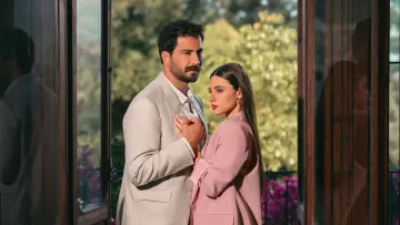 Задник к сериалу "مش مهم الإسم" #1670907