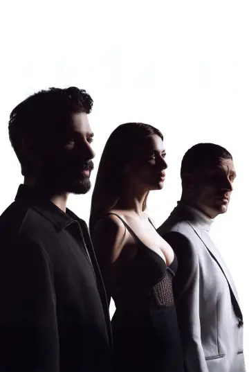 Постер к сериалу "Под землёй" #1348890