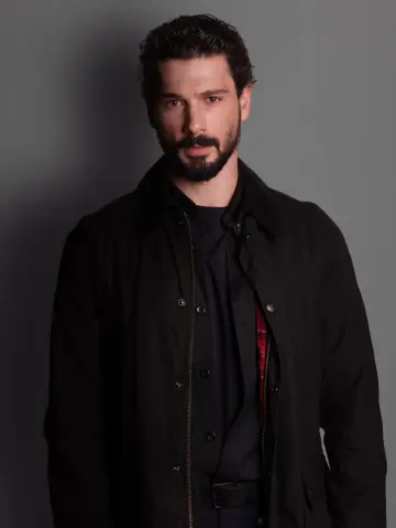 Постер к сериалу "Под землёй" #1537447
