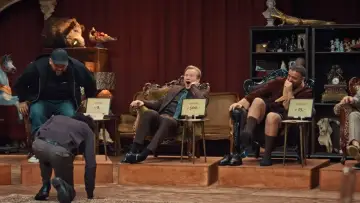Задник к сериалу "Frank