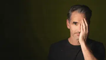 Задник к сериалу "Todd Sampson