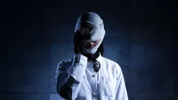 Задник к сериалу "ディープリベンジ-顔を捨てた家政婦-" #1414596