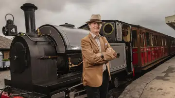 Задник к сериалу "Paul Merton: Driving Amazing Trains" #1554890