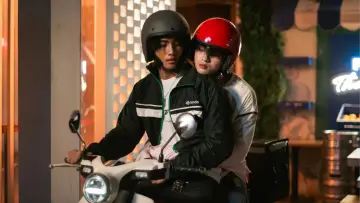 Задник к сериалу "สืบเสียงปริศนา..อุ๊ย! เสียงหัวใจเธอดังกว่า" #1783307