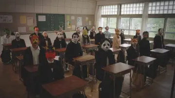Задник к сериалу "Странное: Истории Дзюндзи Ито для бессонных ночей" #1229691