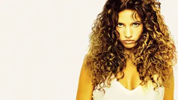 Задник к сериалу "Katie Price: Nothing to Hide" #1551180