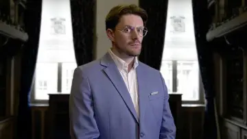 Задник к сериалу "Marc Jennings
