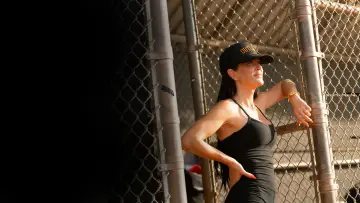 Задник к сериалу "Team Moms: Baseball" #1783251