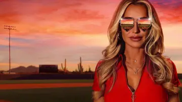 Задник к сериалу "Team Moms: Baseball" #1783254