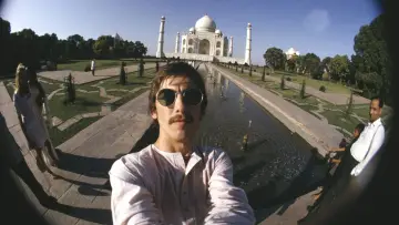 Задник к сериалу "George Harrison: Living in the Material World" #1802104