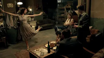 Задник к сериалу "Наши матери, наши отцы" #1442633