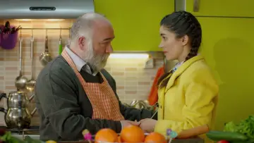 Задник к сериалу "Люби меня таким" #1435040
