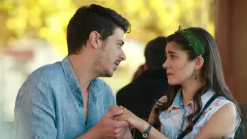 Задник к сериалу "Люби меня таким" #1435064
