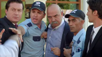 Задник к сериалу "Люби меня таким" #1435084