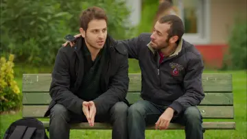 Задник к сериалу "Люби меня таким" #1435095