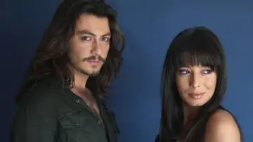 Задник к сериалу "Yalancı Yarim" #1392379