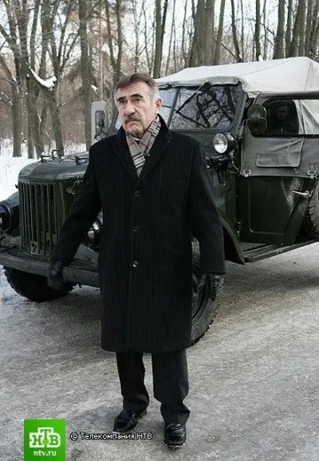 Постер к сериалу "Следствие вели..." #1719536