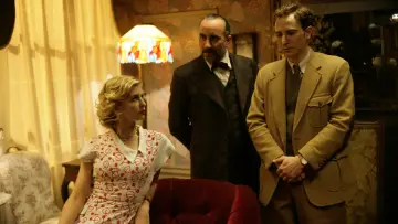 Задник к сериалу "Загадочные убийства Агаты Кристи" #1397064