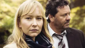 Задник к сериалу "Тайны Брокенвуда" #1342780