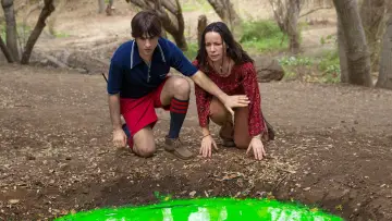 Задник к сериалу "Жаркое американское лето: Первый день лагеря" #1470770