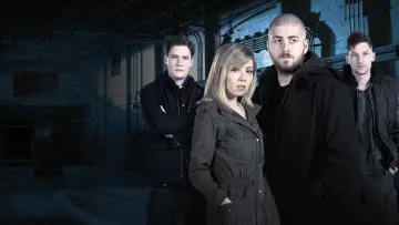 Задник к сериалу "Между" #1831440