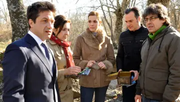Задник к сериалу "Тайны Лауры" #1720360