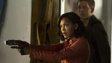 Задник к сериалу "Особое мнение" #1471127