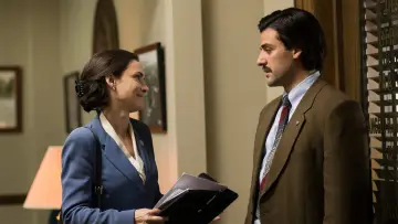 Задник к сериалу "Покажите мне героя" #1838774