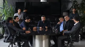 Задник к сериалу "Мафия не может править миром" #1357788