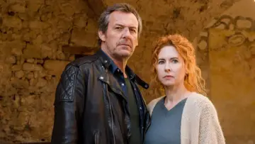 Задник к сериалу "Léo Matteï, Brigade des mineurs" #1542441