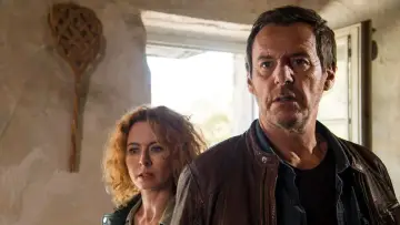 Задник к сериалу "Léo Matteï, Brigade des mineurs" #1542442