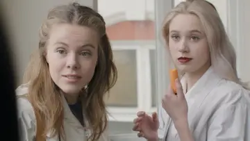 Задник к сериалу "Стыд" #1439870
