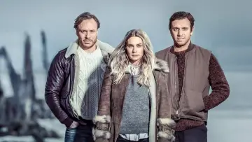 Задник к сериалу "Гуще, чем вода" #1598586