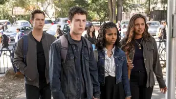 Задник к сериалу "13 причин почему" #1320753