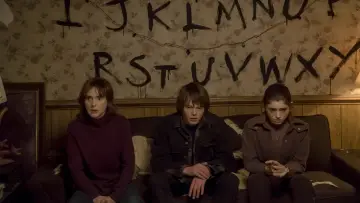 Задник к сериалу "Очень странные дела" #1239107