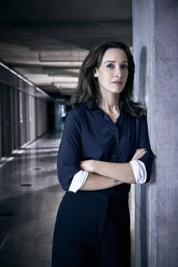 Постер к сериалу "Заложница" #1358030