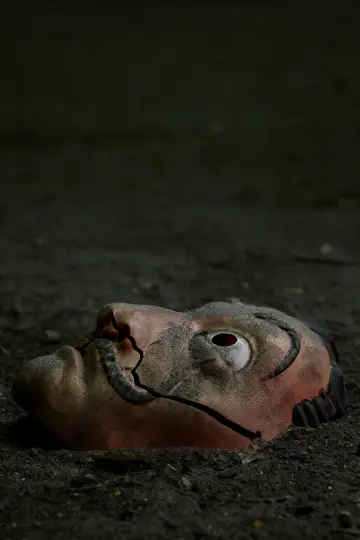 Постер к сериалу "Бумажный дом" #1692850