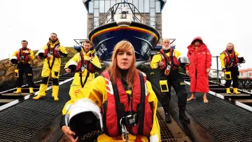 Задник к сериалу "Saving Lives at Sea" #1228171