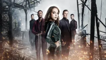 Задник к сериалу "Династия" #1331103