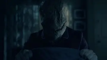 Задник к сериалу "Призрак дома на холме" #1351612