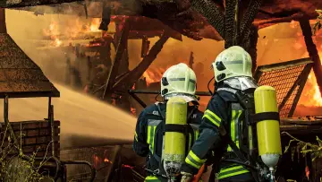 Задник к сериалу "Feuer & Flamme" #1482546