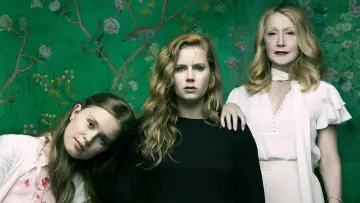Задник к сериалу "Острые предметы" #1401452