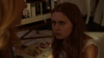 Задник к сериалу "Острые предметы" #1657981