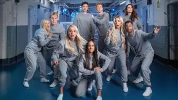 Задник к сериалу "Охота на знаменитостей" #1317039