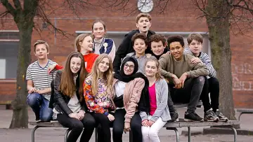 Задник к сериалу "Klassen" #1316428