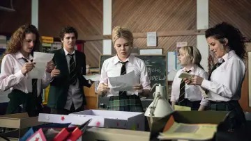 Задник к сериалу "Девчонки из Дерри" #1428050