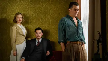 Задник к сериалу "Странный ангел" #1850389